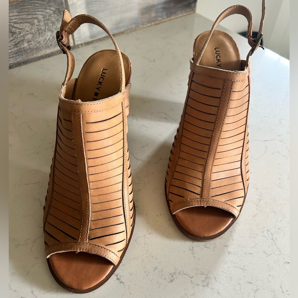 Lucky Brand Lialor Slingback Leather Open Toe Sandals 9/39 - Picture 3 of 13